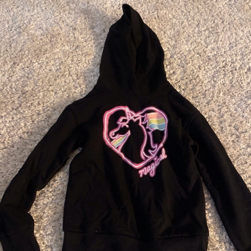 SO Favorite Black Hoodie M 8 - Picture 1 of 4